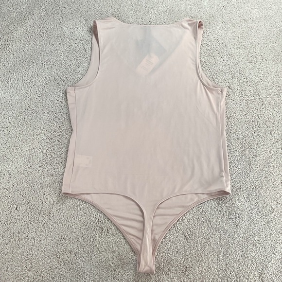 Express Body Contour Compression V-Neck Thong Bodysuit Blush Pink XL NEW - Picture 6 of 7